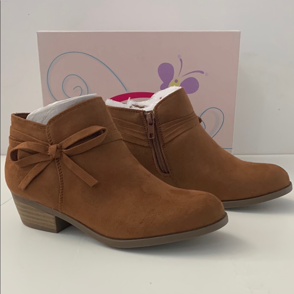 Girls suede boots with bow and side zipper